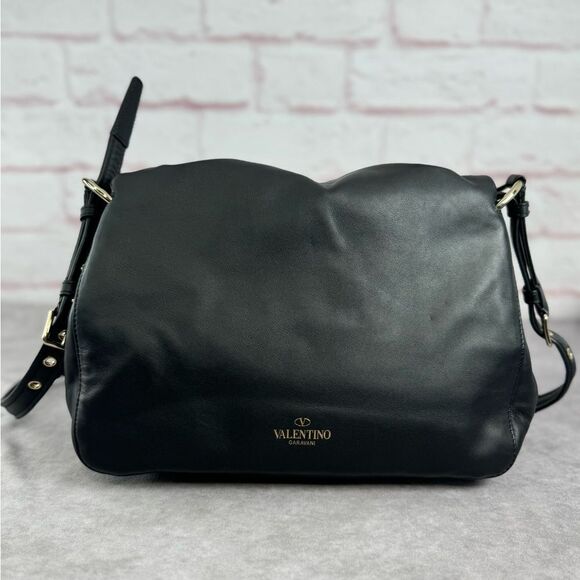 Valentino Garavani $2795 Rockstud Ruched Bloomy Black Leather Bag - Picture 3 of 14